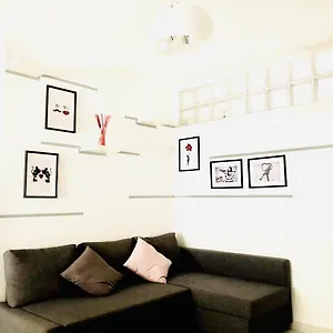 https://casamat-rome.it-romehotels.com